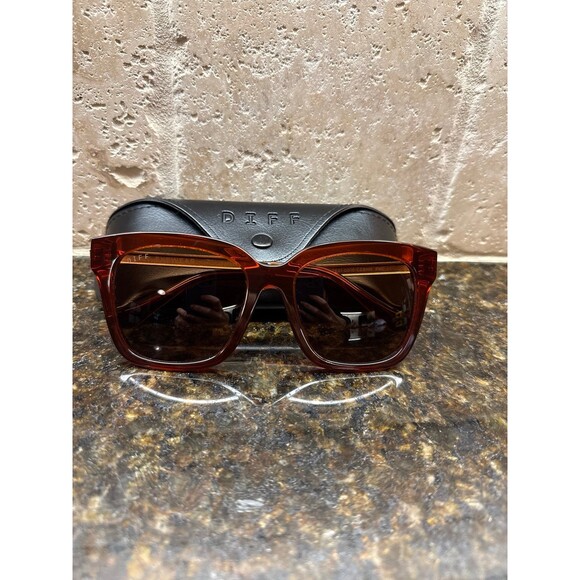 DIFF Bella DIFF Bella Sunglasses Brown Amber Frames Brown Lenses Gold Tone NEW - Picture 9 of 9